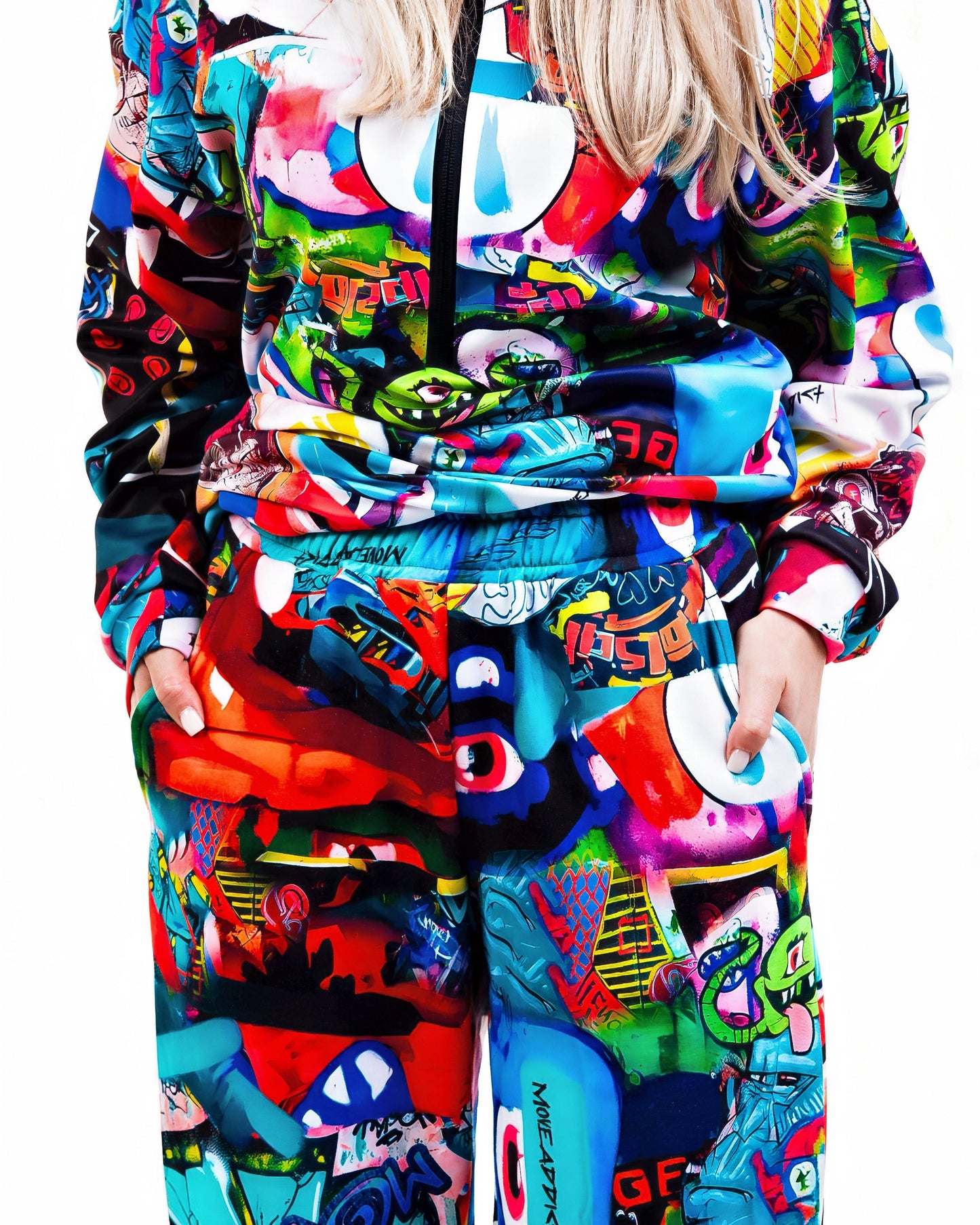 Women's Graffiti print Hoodie & Jogger Pants "Monter Party"