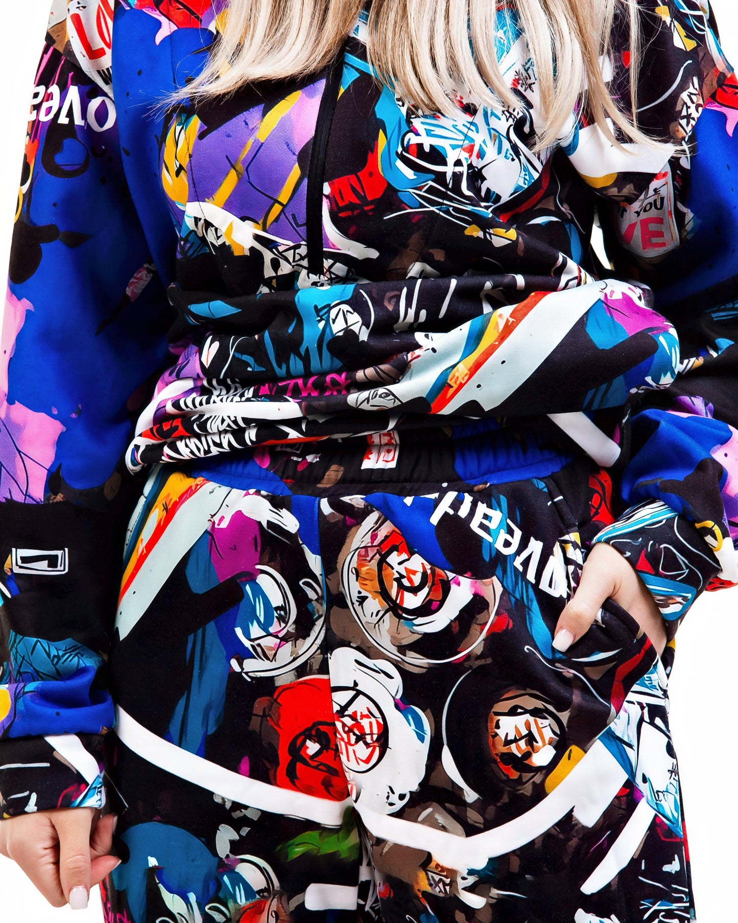 Women's Graffiti Print Hoodie & Jogger Pants "Love & Peace"