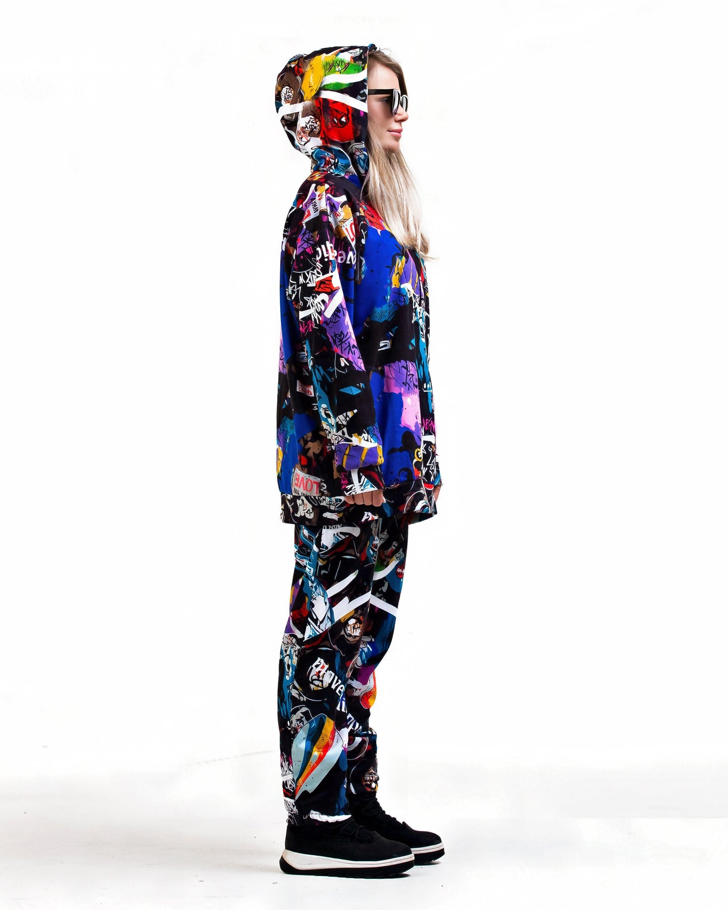 Women's Graffiti Print Hoodie & Jogger Pants "Love & Peace"
