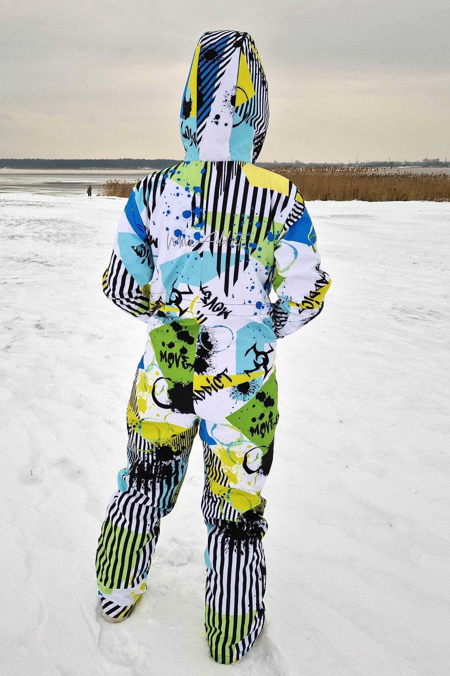 Rent of Women's Snowsuit, Green White color. Size 40. For height 155-167 cm.