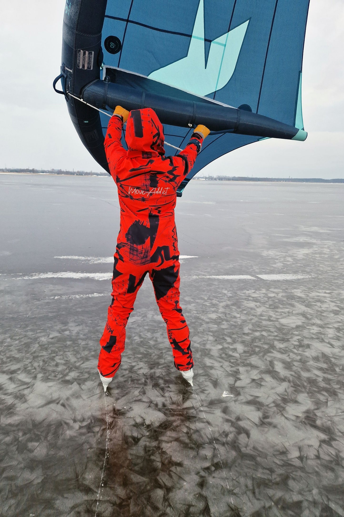 Rent of Women's Snowsuit, Red Black color. Size 42. For height 168-180 cm.