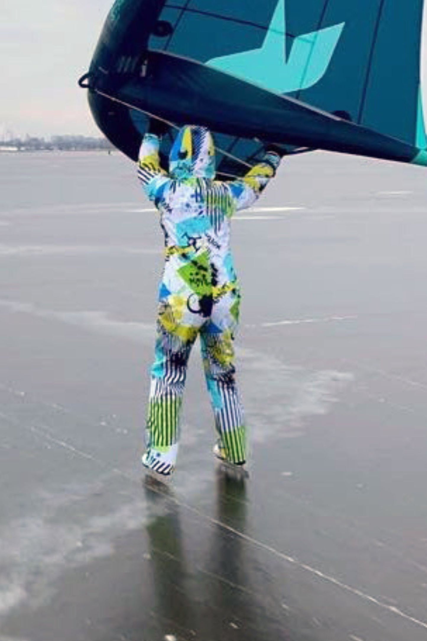 Rent of Women's Snowsuit, Green White color. Size 40. For height 155-167 cm.