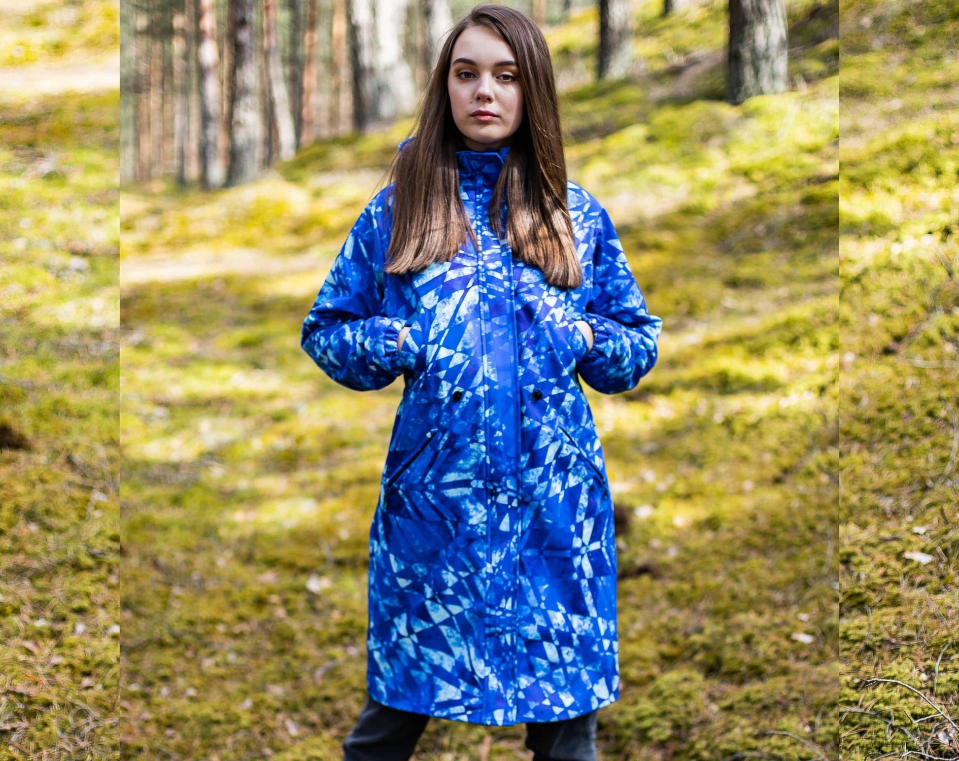 Women`s softshell parka coat in blue abstract print, Winter
