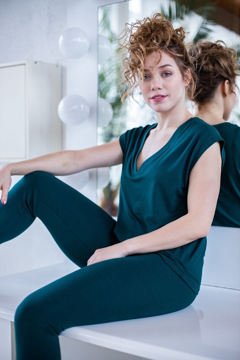 Dark green top, loose fitting tops, plus size tops for women, jersey shirt, yoga top, cotton top, green top for women, different colours