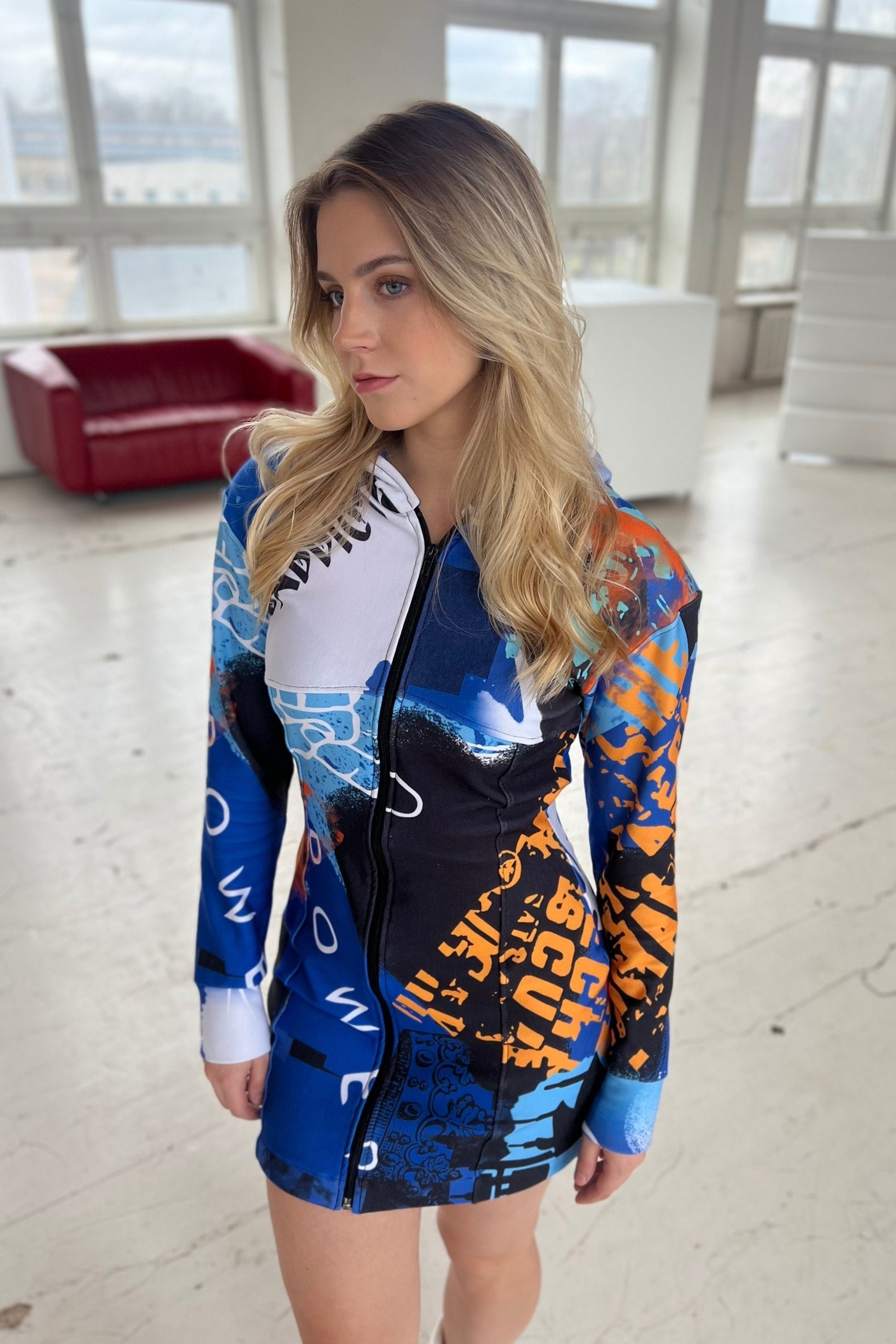 Blue/orange sports dress with a hood and zipper MoveAddict Blue/orange sports dress with a hood and zipper MoveAddict