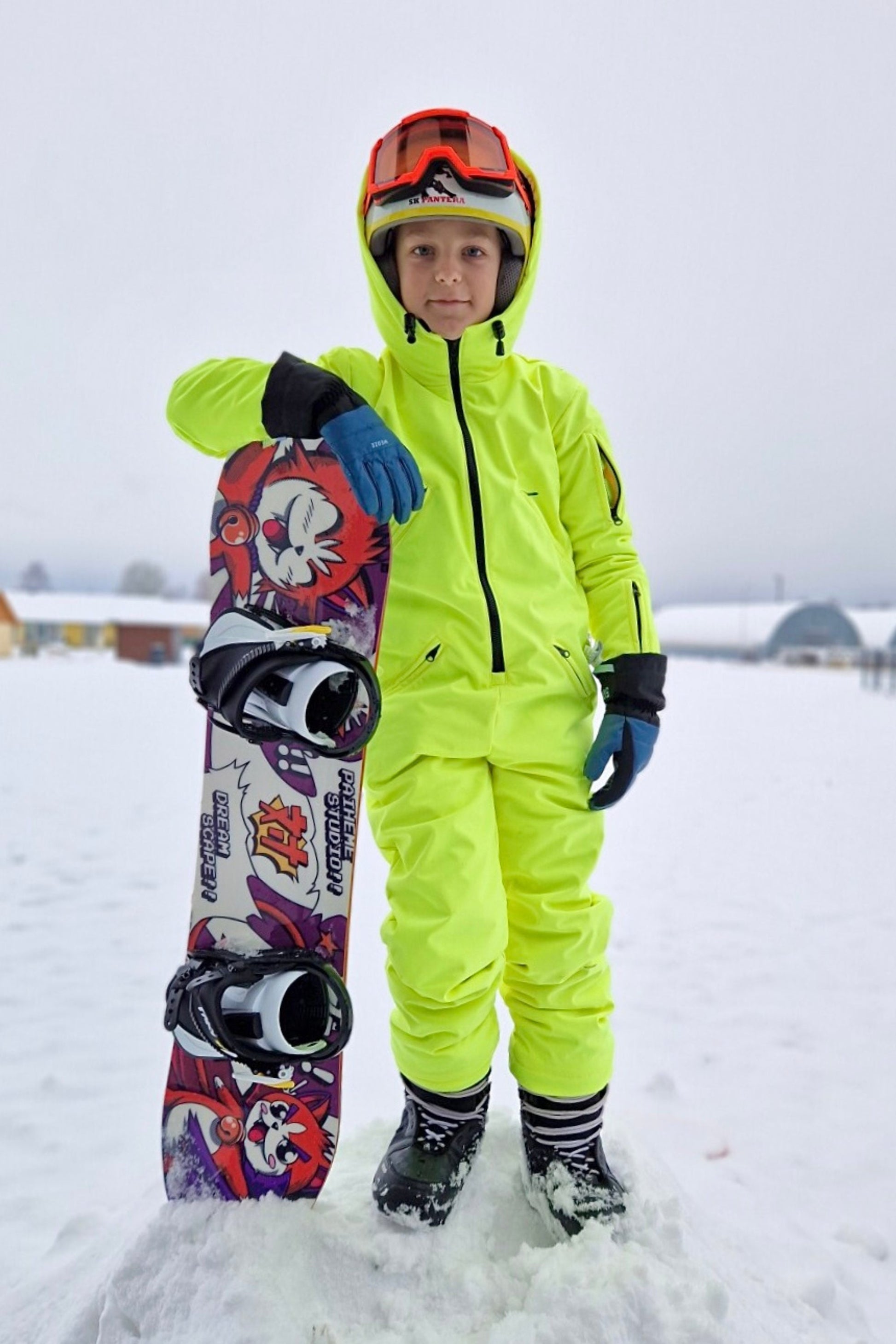 Boys/Girls winter ski snowboard snowsuit Neon Yellow color, kids